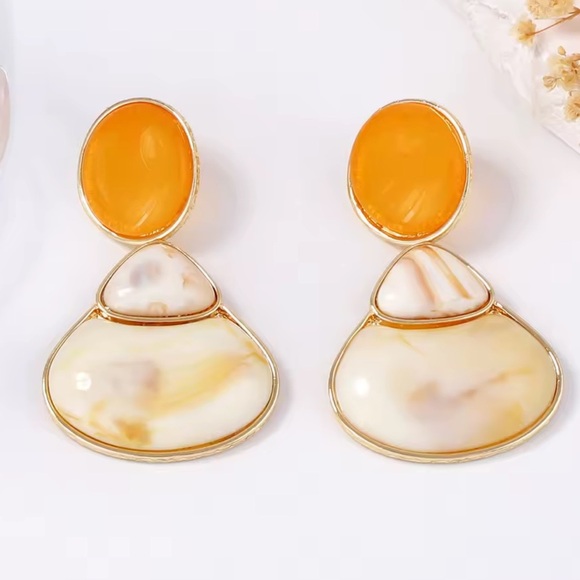 New! Zara vintage color full earrings - Picture 3 of 5